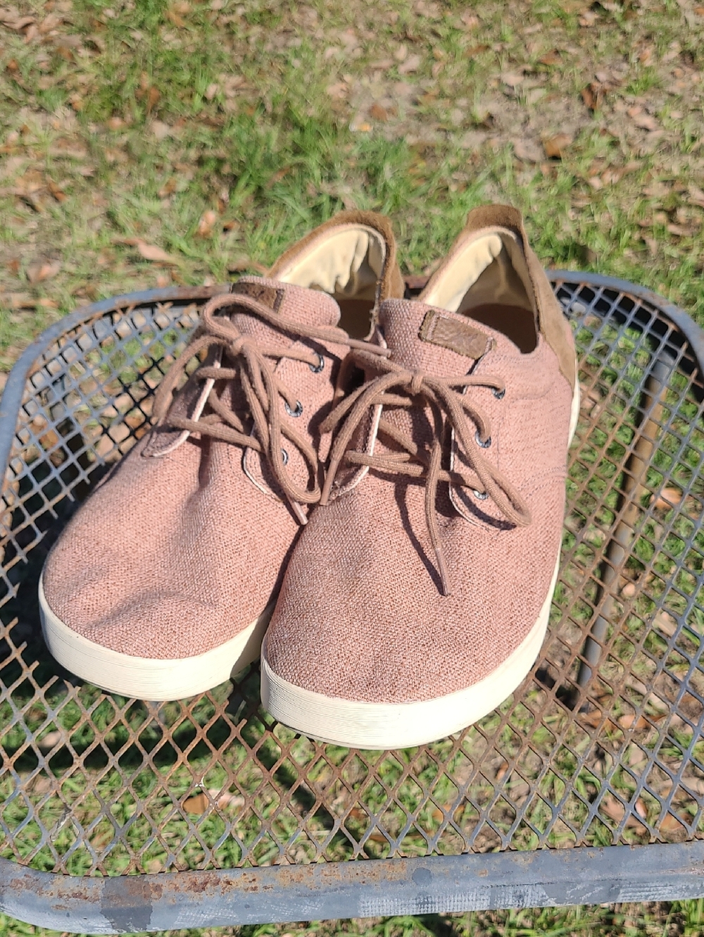 Chaco Men’s Lace-Up Brown Shoes Size 10.5
